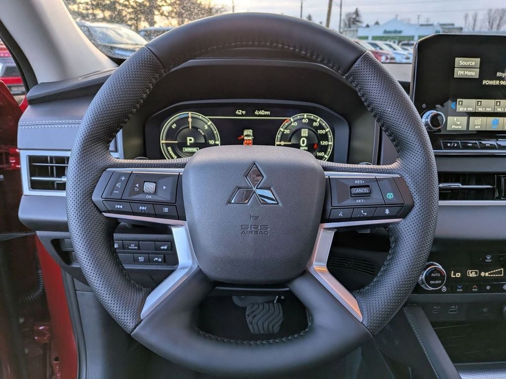 2025 Mitsubishi Outlander PHEV SEL
