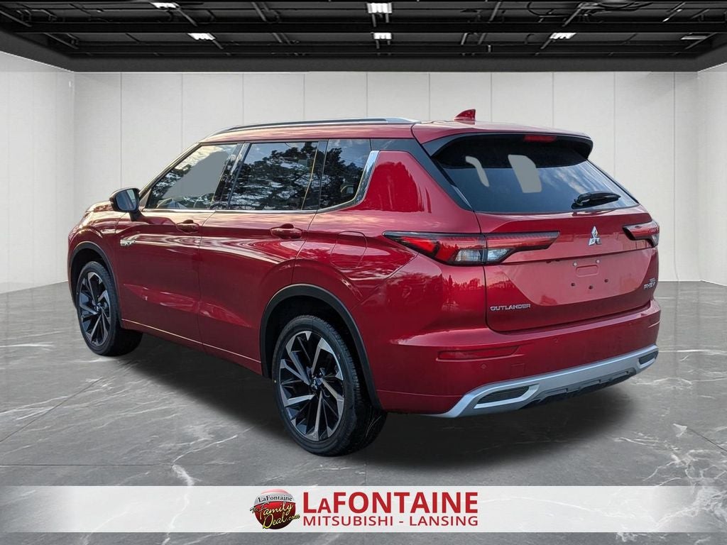 2025 Mitsubishi Outlander PHEV SEL