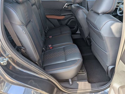 2025 Mitsubishi Outlander PHEV SEL