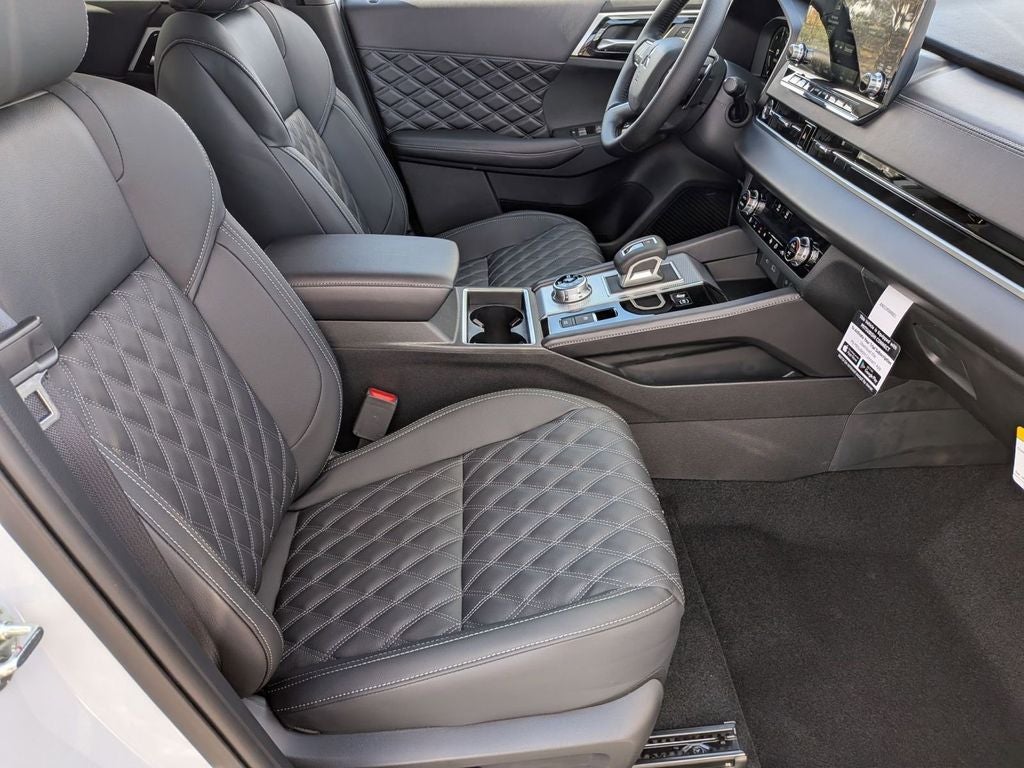 2025 Mitsubishi Outlander PHEV SEL