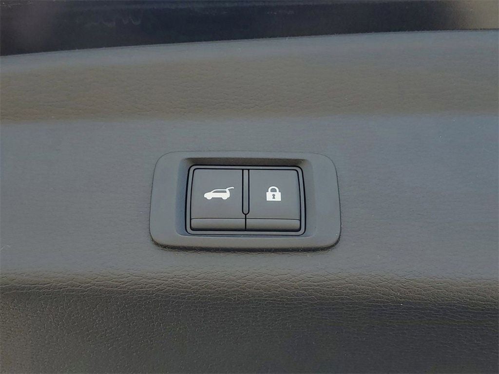 2025 Mitsubishi Outlander PHEV SEL