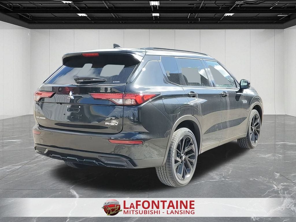 2025 Mitsubishi Outlander PHEV SEL