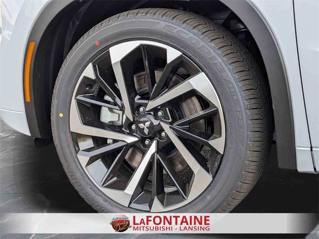 2025 Mitsubishi Outlander PHEV SEL