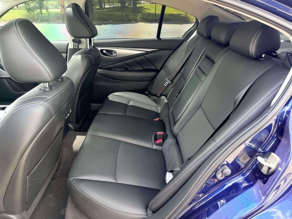 2023 INFINITI Q50 LUXE
