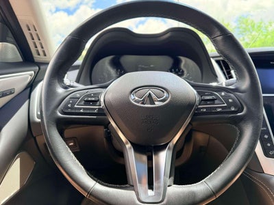2023 INFINITI Q50 LUXE
