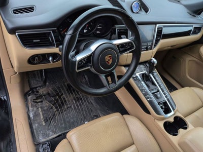 2018 Porsche Macan Base