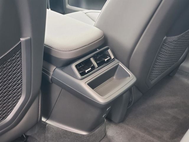 2026 Polestar 4 Long Range Dual Motor Pilot