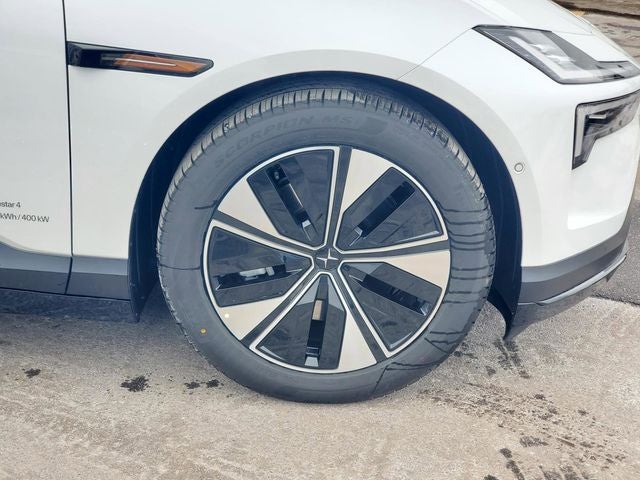 2026 Polestar 4 Long Range Dual Motor Pilot