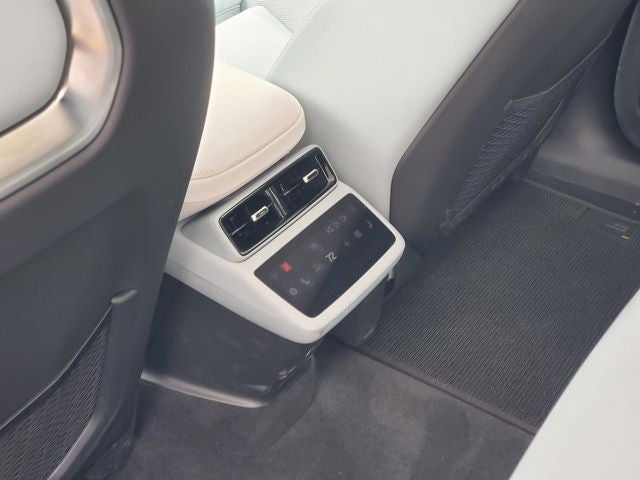 2026 Polestar 4 Long Range Single Motor Plus and Pilot