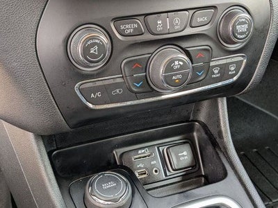 2018 Jeep Cherokee Overland