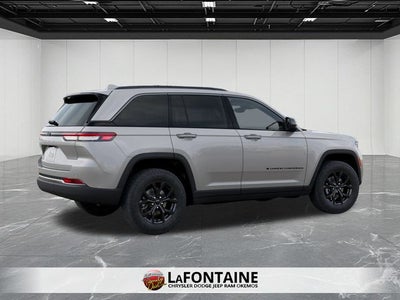 2026 Jeep Grand Cherokee Laredo