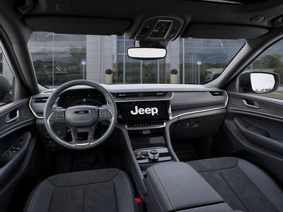 2026 Jeep Grand Cherokee Laredo Altitude