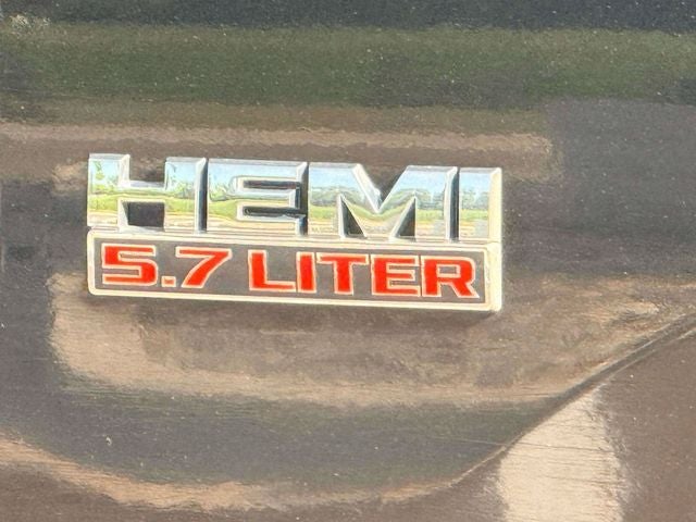 2016 RAM 1500 SLT