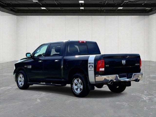 2016 RAM 1500 SLT