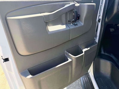 2023 Chevrolet Express 3500 15 Passenger LS Passenger