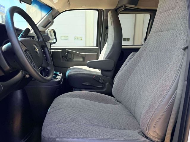2023 Chevrolet Express 3500 15 Passenger LS Passenger