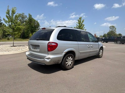 2005 Chrysler Town & Country Touring