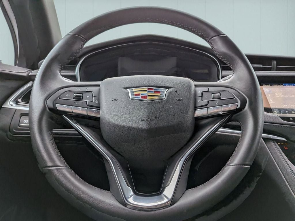 2025 Cadillac XT6 Luxury