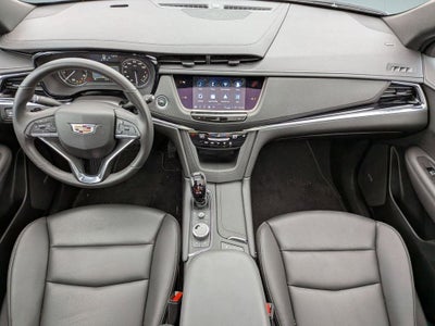 2025 Cadillac XT6 Luxury