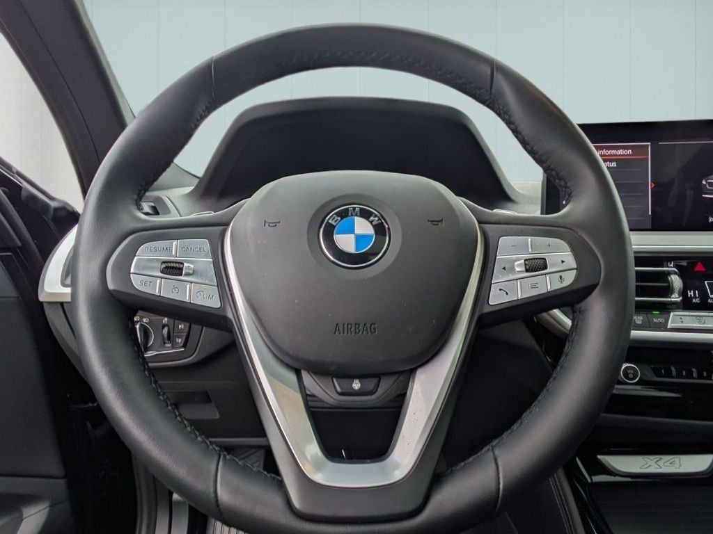 2023 BMW X4 xDrive30i
