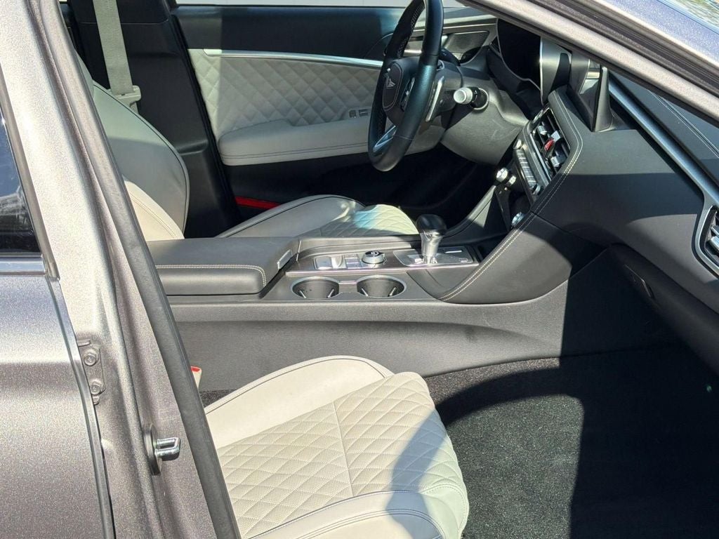 2024 Genesis G70 3.3T Sport Prestige