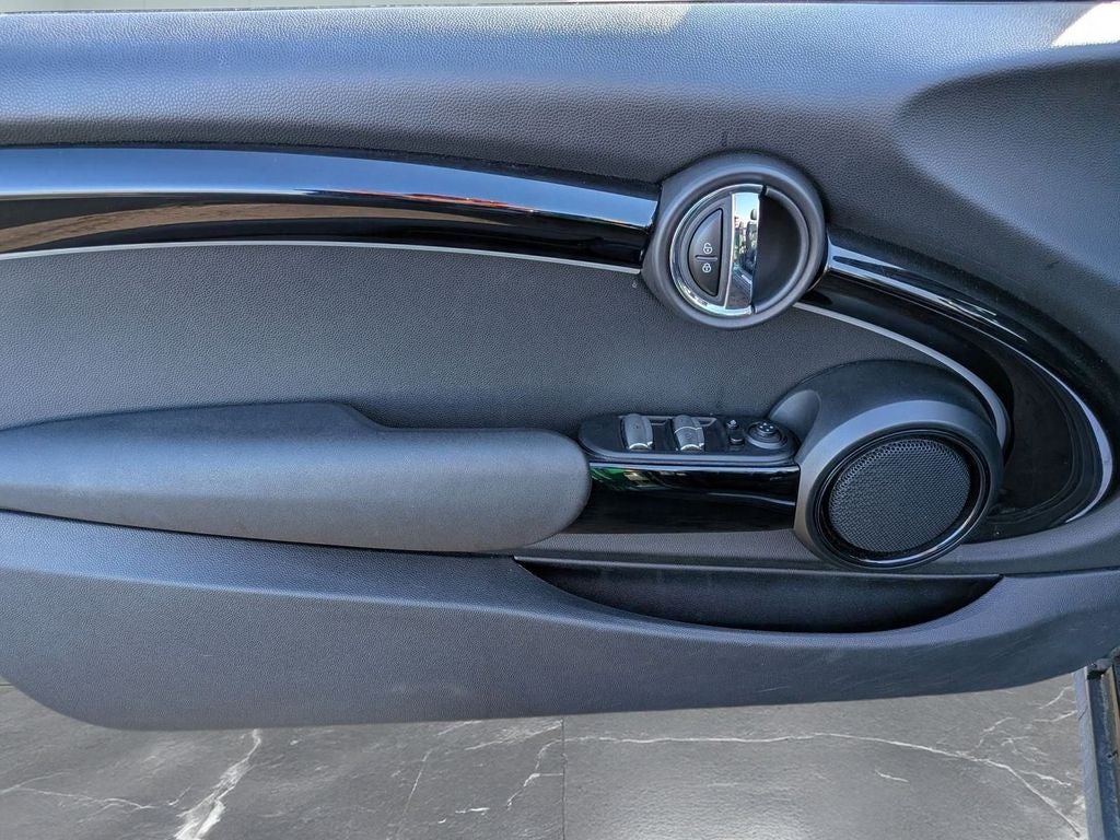 2022 MINI Cooper S Signature