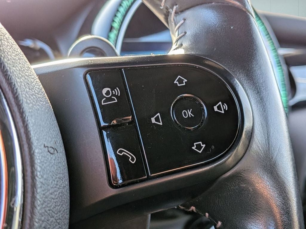 2022 MINI Cooper S Signature