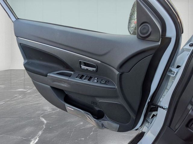 2026 Mitsubishi Outlander Sport 2.0 LE