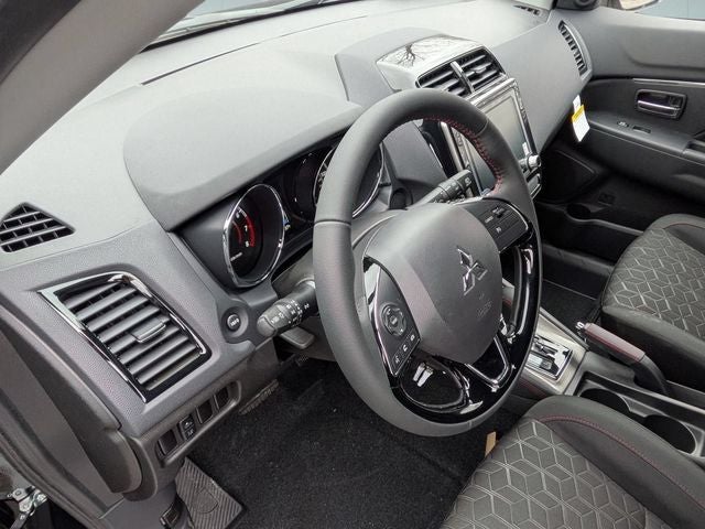 2026 Mitsubishi Outlander Sport 2.0 LE