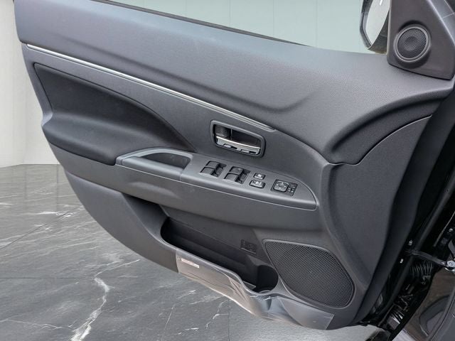 2026 Mitsubishi Outlander Sport 2.0 LE