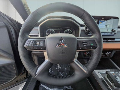 2025 Mitsubishi Outlander PHEV SEL