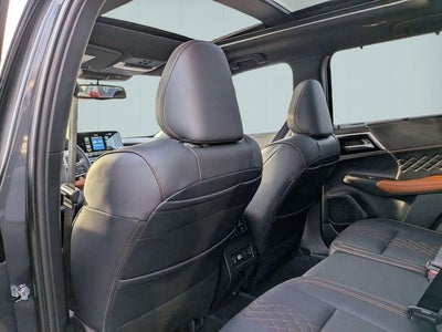 2025 Mitsubishi Outlander PHEV SEL