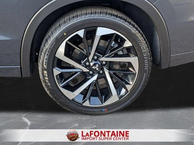 2025 Mitsubishi Outlander PHEV SEL