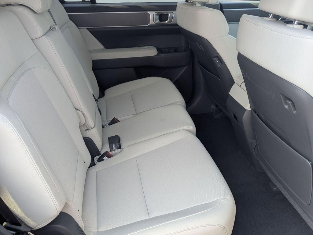 2026 Hyundai Santa Fe SE