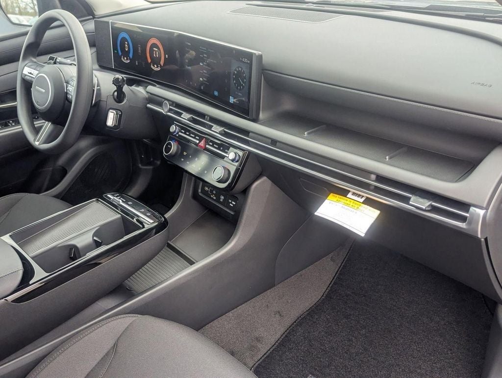 2026 Hyundai Tucson Hybrid Blue SE