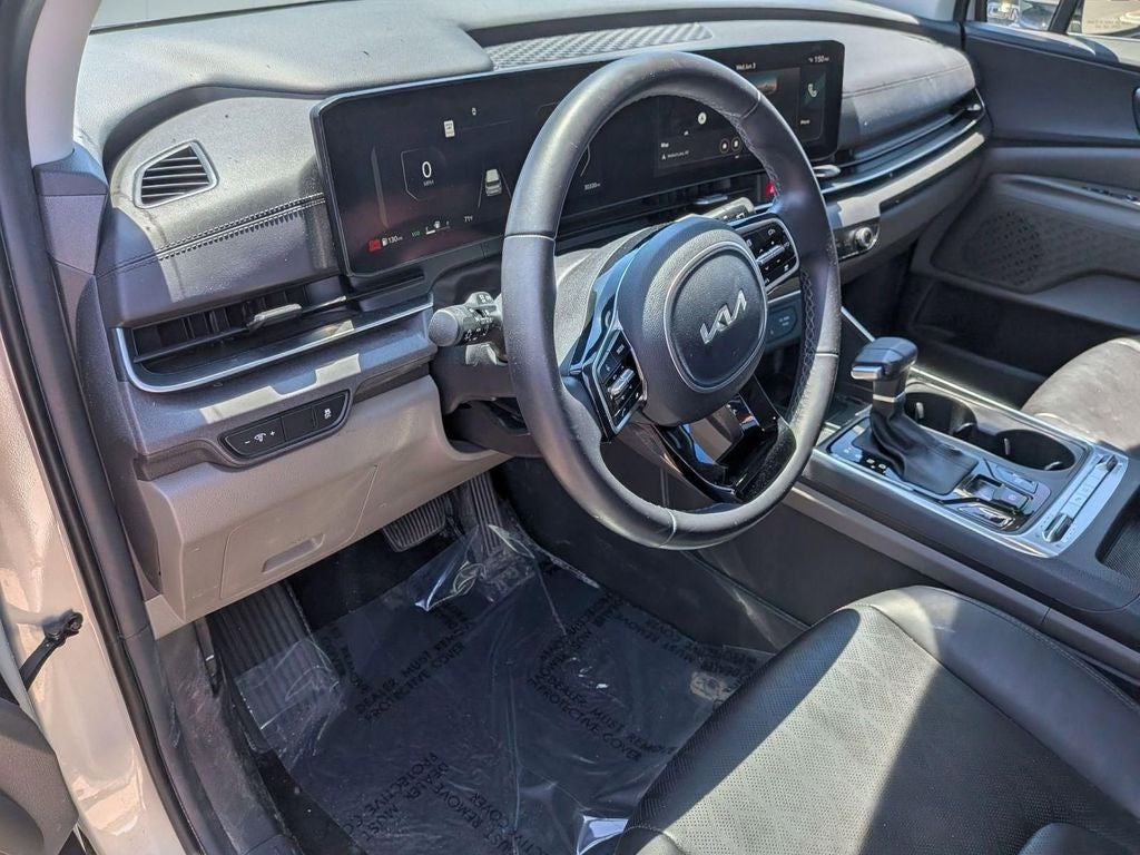 2025 Kia Carnival SX