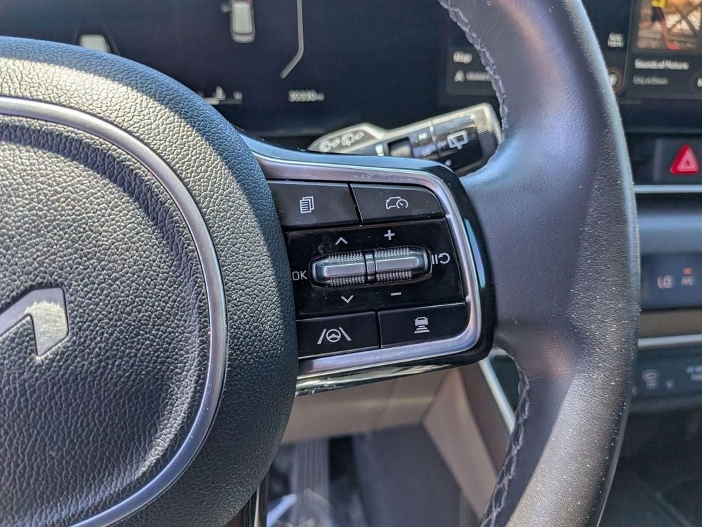 2025 Kia Carnival SX