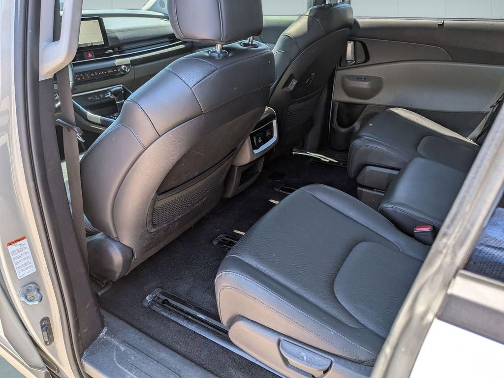 2025 Kia Carnival SX