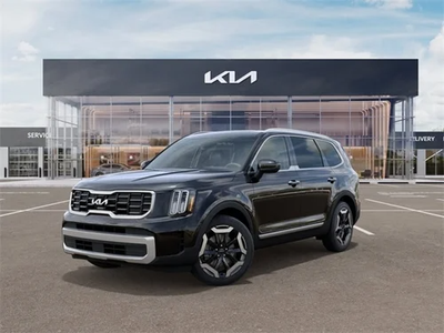 New 2024 Kia Telluride S FWD with Navigation